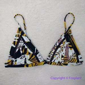 New! Rhythm. bikini top in palm‎ print, size XL